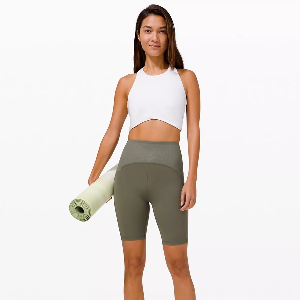 Lululemon Blissful Bend Super-High-Rise Short 8"